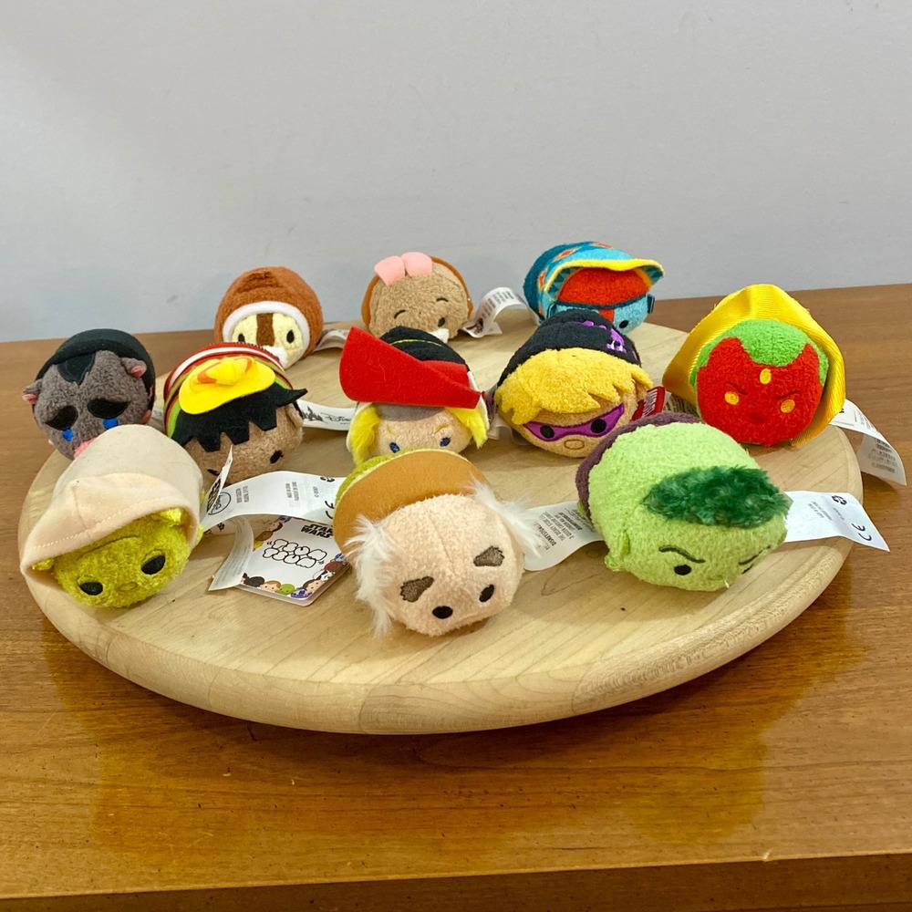 Disney Store Mini Tsum Tsum Plush Lot 11 NWT Yoda Hulk Thor Marvel Star Wars